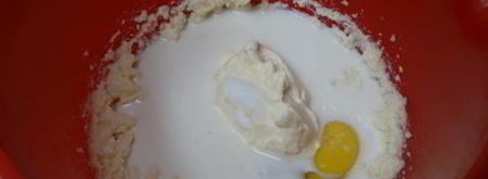 ванильные капкейки с сублимированной малиной и клубникой. Шаг 3