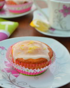 Весенние кексы с лимоном