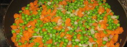 закусочный кекс с морковью и зеленым горошком. Шаг 3