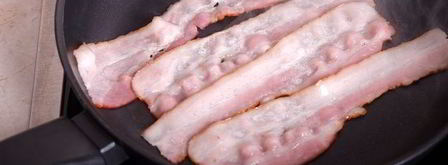 батоны на пшеничной закваске с беконом и луком. Шаг 4