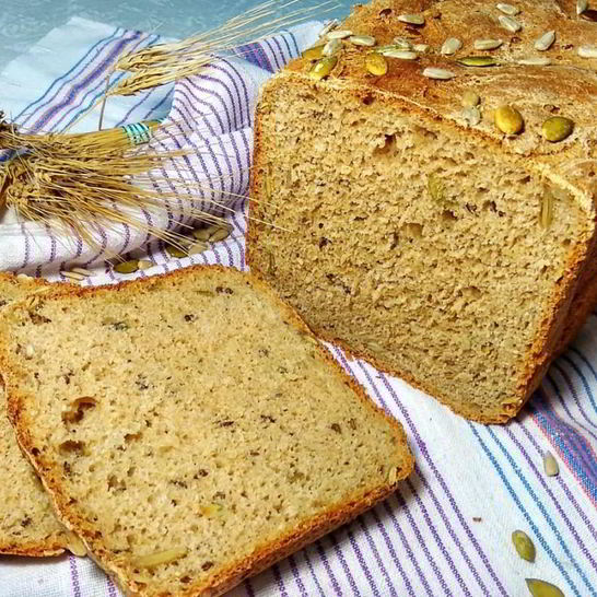 Рецепт домашнего витаминного хлеба на сыворотке