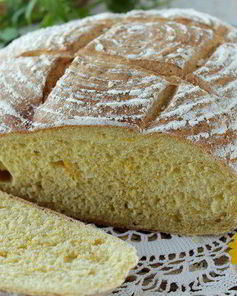 Хлеб с тыквой, чесноком и перцем