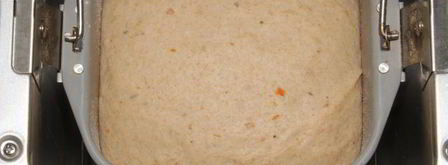 хлеб с вялеными томатами и луком. Шаг 3