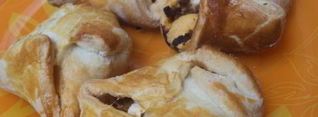 конвертики из слоеного теста с начинкой из мясного фарша и феты. Шаг 6