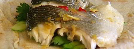 пряный сибас в лаваше с огурцом и зеленью. Шаг 9