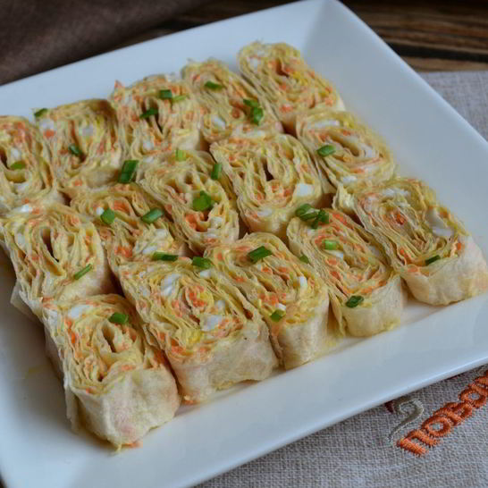 Рецепт рулетиков из лаваша с корейской морковкой