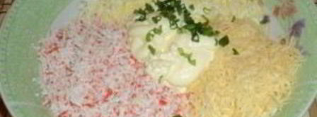 рулетики из лаваша с крабовыми палочками. Шаг 2