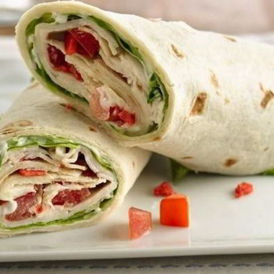 Рецепт рулетов из лаваша с помидорами и горбушей