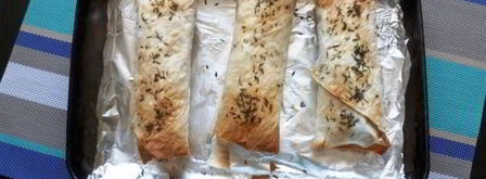 сосиска в лаваше с сыром и огурчиком. Шаг 7