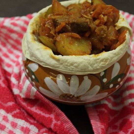 Рецепт свиной вырезки с овощами в лаваше