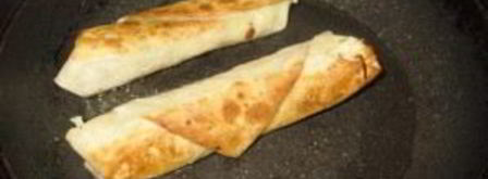 трубочки из лаваша с начинкой. Шаг 6