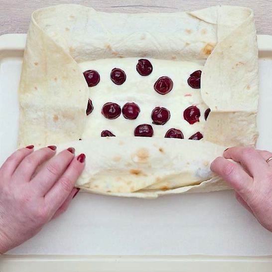 Рецепт творожного рулета в лаваше