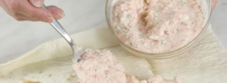 закуска из лаваша с сыром фета. Шаг 2