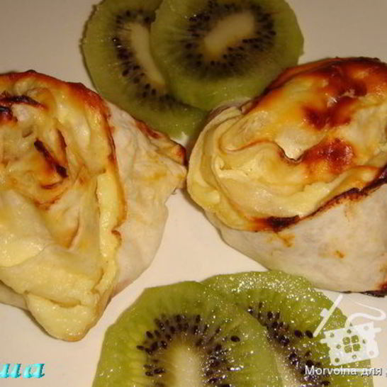 Рецепт запеченных завитков из лаваша с творогом