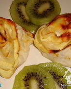 Запеченные завитки из лаваша с творогом