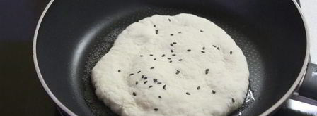 бхатури индийские лепешки. Шаг 6