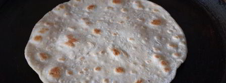 чапати — простые индийские лепешки. Шаг 4