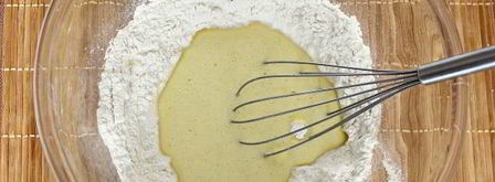 дрожжевые лепешки на сковороде. Шаг 5