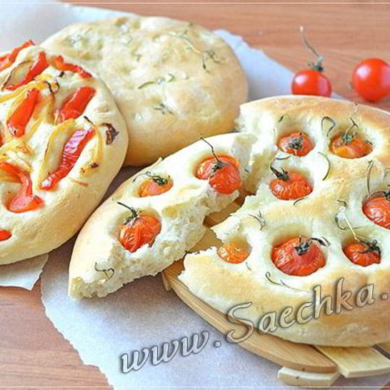 Рецепт фокаччи с помидорами и перцем