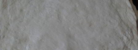 фокачча с розмарином и чесноком. Шаг 3