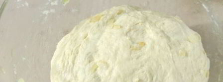 фокачча с жареным луком и сыром. Шаг 9