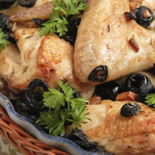 Курица по-средиземноморски с лепешками