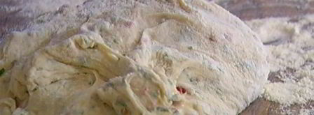 лепешка с имбирем, чили и кинзой. Шаг 5