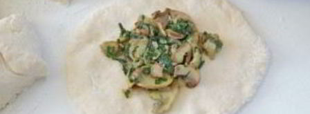 лепешки со шпинатом и грибами. Шаг 11