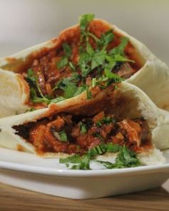 Пита с индейкой и салатом