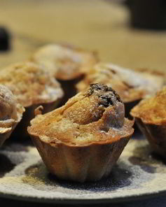 Грушевые маффины с корицей и шоколадом