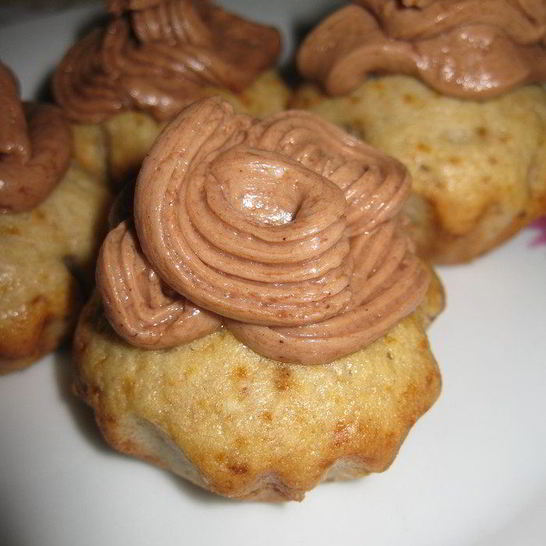 Рецепт маффинов банановых с кофейным кремом