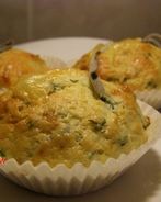 Маффины с грюйером и шалфеем