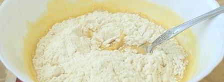 маффины с клубникой. Шаг 6