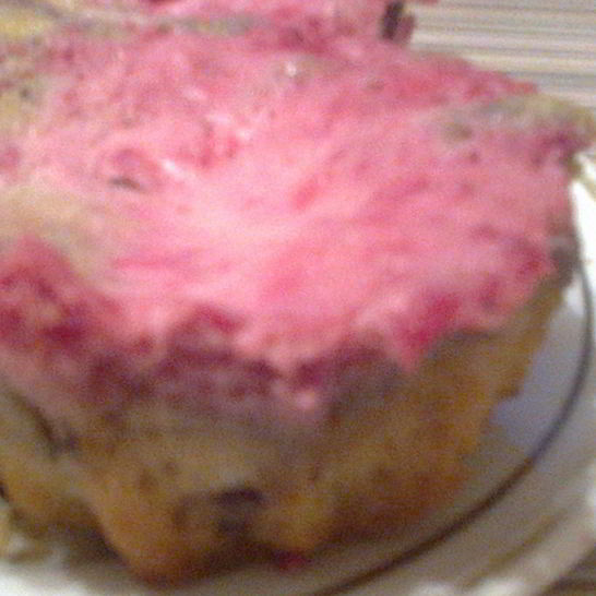 Рецепт маффинов с шоколадом и ягодным кремом