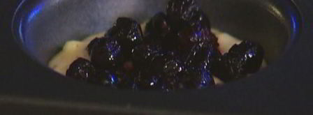 маффины с замороженной черникой и миндалем. Шаг 10