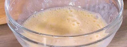 марципановые маффины с курагой. Шаг 7