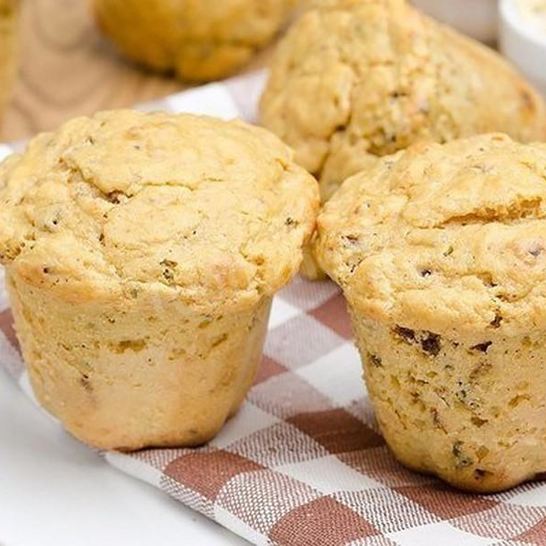 Рецепт нутовых маффинов с паприкой и сушеным луком