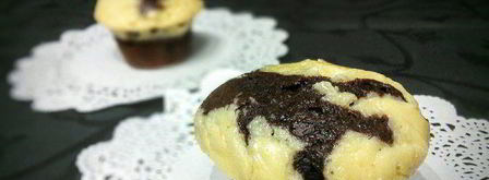 шоколадные маффины под сливочной шапочкой. Шаг 10