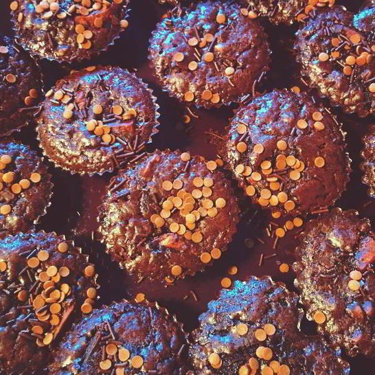 Рецепт шоколадных маффинов с апельсином и грецкими орехами