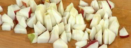 яблочные маффины на кефире с орехами и отрубями. Шаг 3