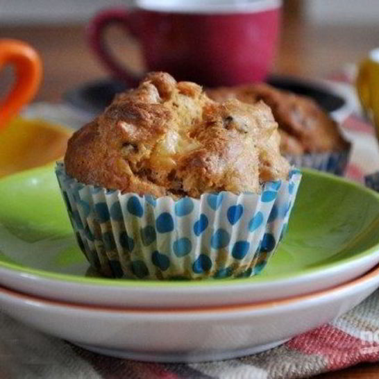 Рецепт закусочных маффинов с ветчиной и сыром