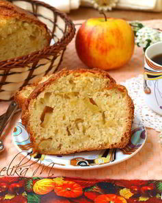 Манник на кефире с яблоками