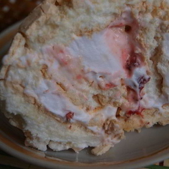 Рецепт меренгового рулета