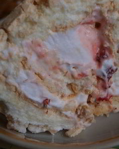 Меренговый рулет