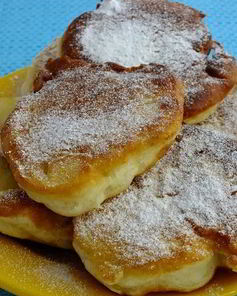 Дрожжевые оладьи на молоке