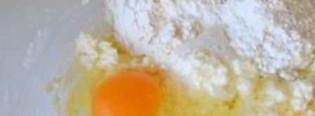 оладьи из творога. Шаг 3