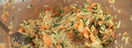 оладьи из тыквы и цукини с форелью. Шаг 2