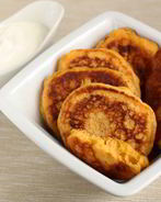 Оладьи на дрожжах с морковью