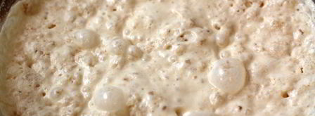 оладьи на дрожжах с морковью. Шаг 3