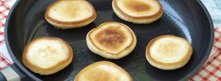 оладьи на кислом молоке без яиц. Шаг 9